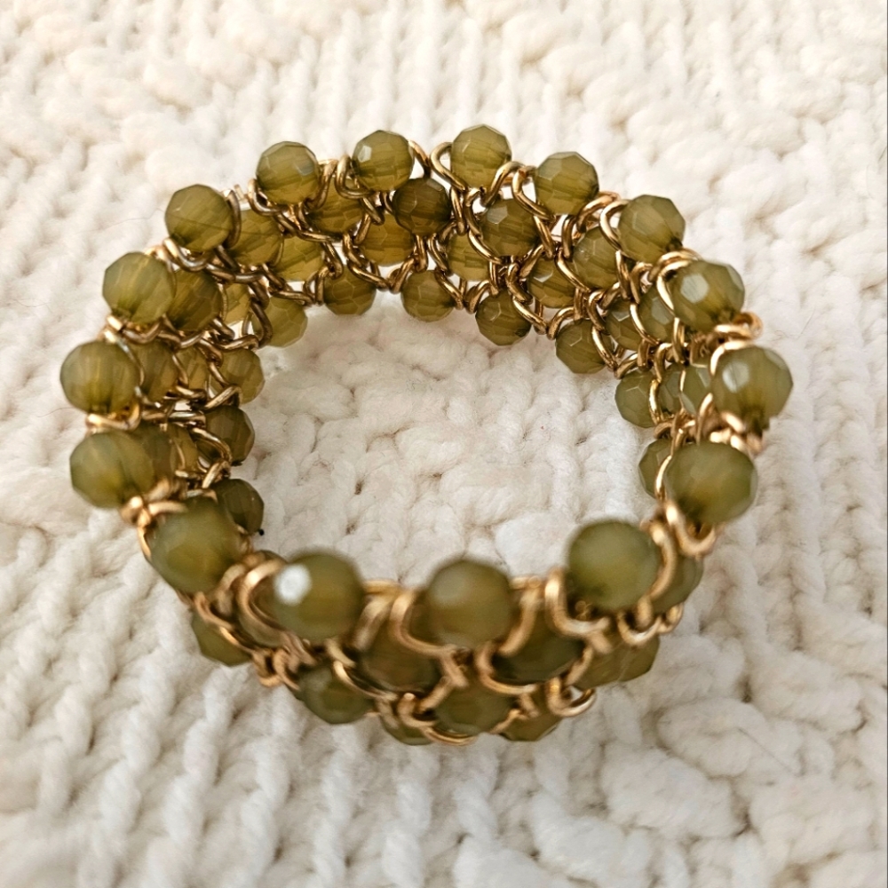 Chic Gold and Olive Beaded Bracelet
